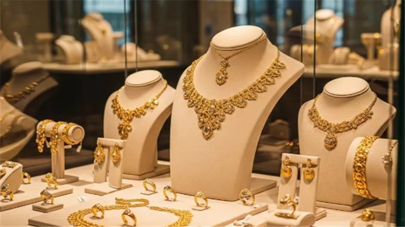 سعر الذهب اليوم الأحد 12-7-2026 تحرك جديد