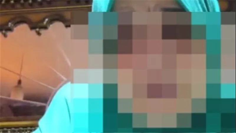 بيهددوني بأمي عشان عاوز حقي.. شاب يزعم تهديده من صاحب شركة بسبب خلافات مالية