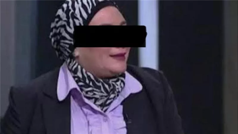 خنقتها 3 دقائق ونمت جنب جثتها.. ماذا قالت المحامية المتهمة بقتل والدتها أمام النيابة بالإسكندرية؟