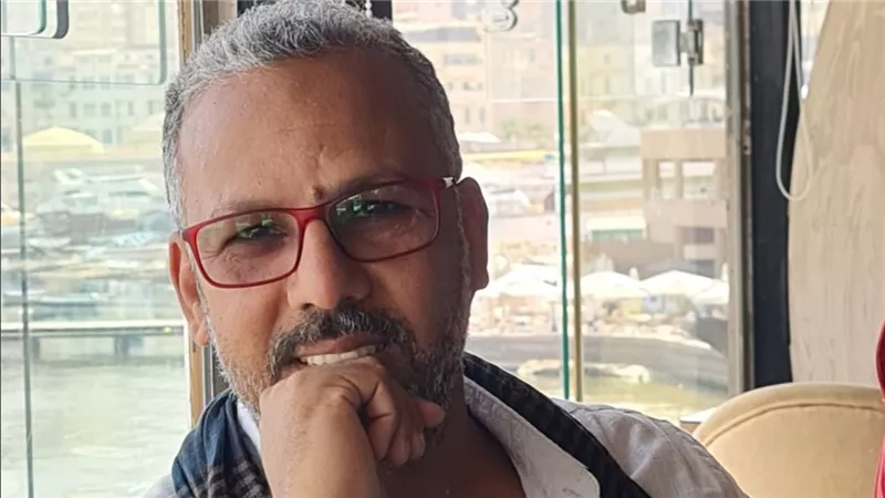 كان يستغل الحالة النفسية للفتيات لإشباع رغباته.. موظف سابق ببيت فاطم يكشف تفاصيل صادمة عن محمد طاهر