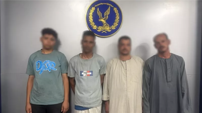 اعترافات صادمة للمتهمين بذبـ ح 9 حمير وسلخها في سوهاج