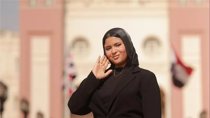 الأولى على الجمهورية تختار كلية القانون بالجامعة البريطانية في مصر لبدأ مستقبلها الأكاديمي