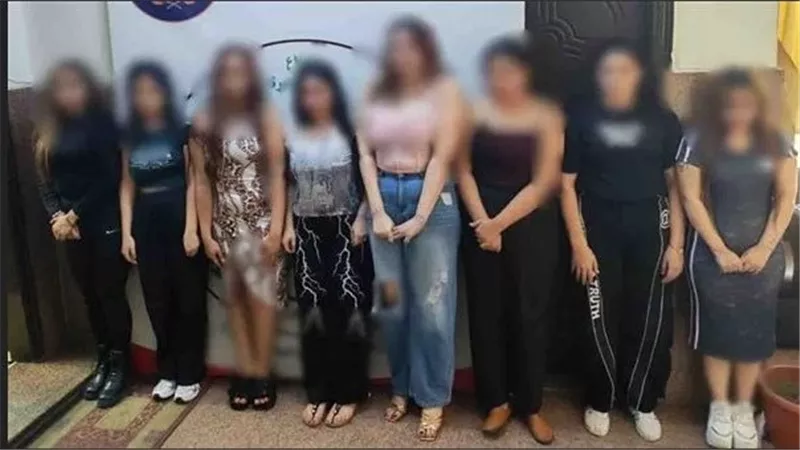 تفاصيل ضبط المتهمين بممارسة الأعمال المنافية للأداب بنادٍ صحي بالعجوزة