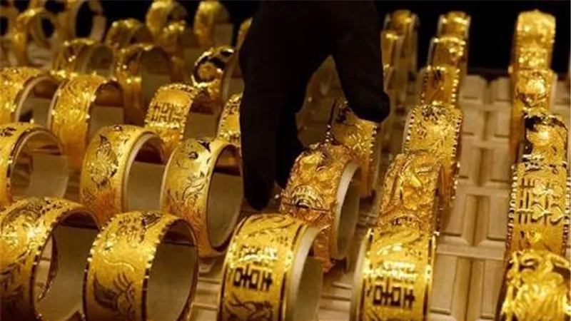 سعر الذهب اليوم الإثنين 17-8-2026 تحرك مفاجيء
