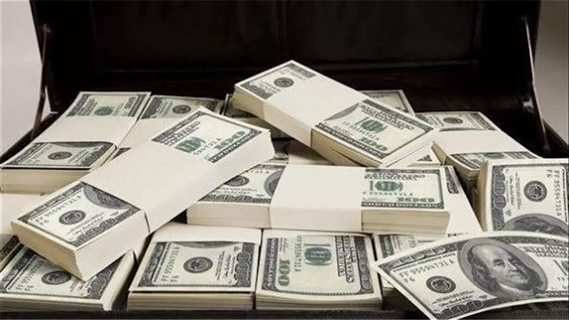 سعر الدولار اليوم الأحد 2-8-2026 قبل بداية التعاملات