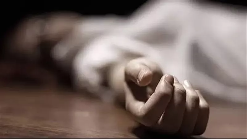 قتلها وهي نائمة وأنهى حياة رضيعتها في حضنها.. القصة الكاملة لجريمة أبو النمرس
