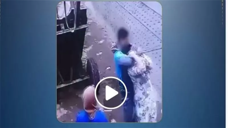 تفاصيل مثيرة.. حقيقة الاعتداء على سيدة بالبحيرة وسط الشارع | فيديو