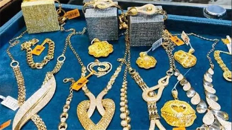 سعر الذهب اليوم السبت 22-8-2026 قفزة كبيرة