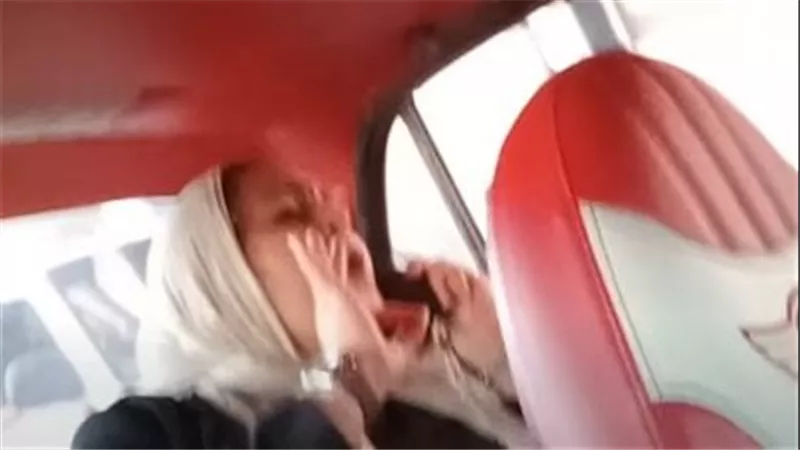 هلبسك مصيبة.. تفاصيل اعتداء سيدة على سائق | فيديو 
