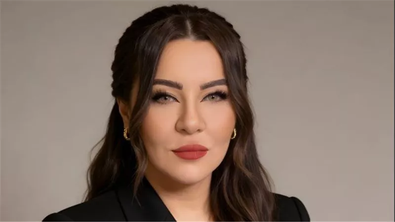  مطاردة مرعـ بة على طريق السويس.. تفاصيل سقوط المتهم بمحاولة إيقاف سيارة الإعلامية ماهيتاب حسيب 