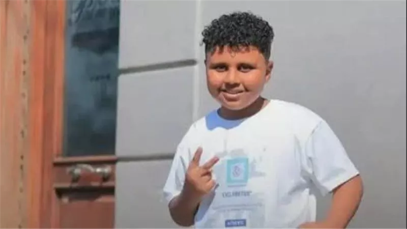 استغاثته أنقذت والده من الموت في 6 دقائق.. حكاية طفل صغير شغل مصر