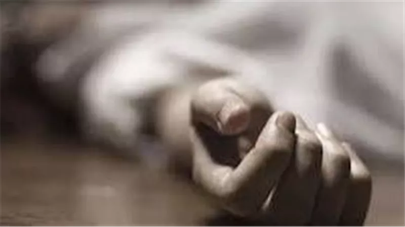 عرف إنها بتحب.. أب ينهي حياة ابنته 17 عاما في دار السلام 