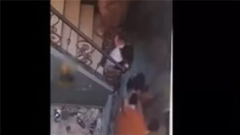 ضربها وسحلها.. تفاصيل ضبط المتهم بالتعدي على زوجة شقيقه بالبحيرة | فيديو
