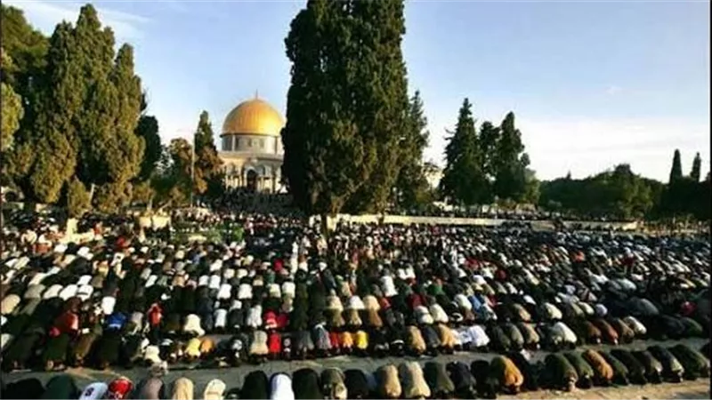استمرار الصلوات باحترام بـالمسجد الأقصى