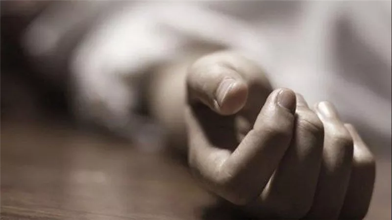 طمعًا في المعاش والشقة.. كيف تخلصت غادة وعشيقها من والدتها المسنة في المرج؟