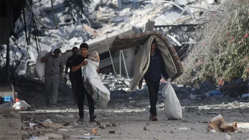 تضامن الأمل: دعوات الهجرة تجمع فلسطينيي كندا بعائلاتهم في غزة
