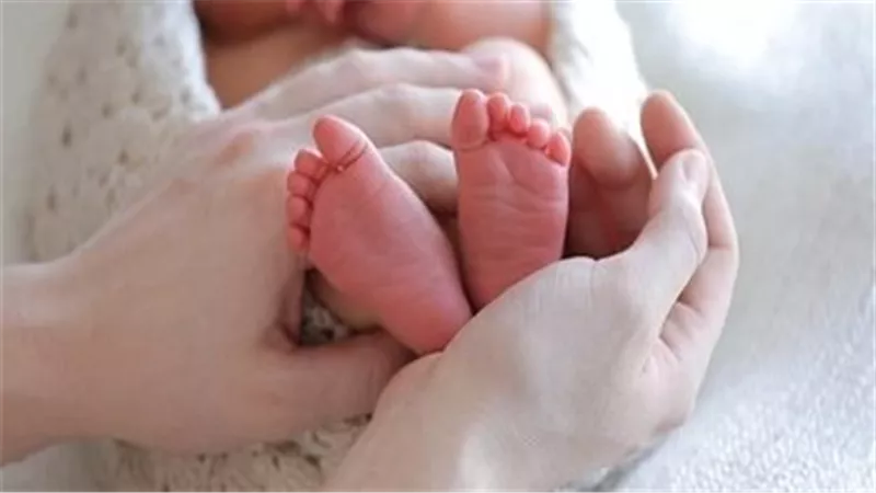 صرخة رضيع على شاطئ الترعة تثير صدمة الأهالي.. كواليس العثور على طفل مجهول الهوية بقرية شنوان في المنوفية