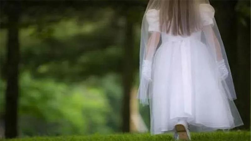 أوهم ضحية بأنها متزوجة رسميًا وكتب عقودًا عرفية للفتيات القاصرات.. بلاغ عاجل للنائب العام ضد مأذون بالدقهلية