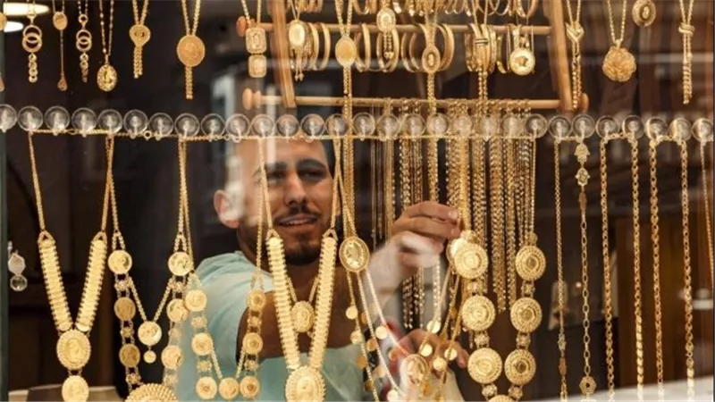سعر الذهب اليوم الخميس 1-10-2026 تحرك جديد