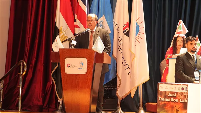 الجامعة البريطانية وبرنامج الأمم المتحدة الإنمائي يختتمان برنامج محاكاة قمة المناخ بمشاركة 150 طالبًا من 43 دولة