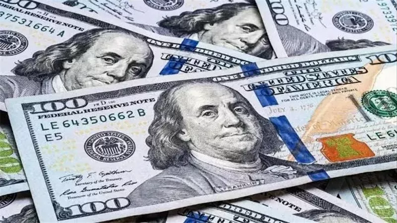 سعر الدولار اليوم الإثنين 5-10-2026 بعد الانخفاض