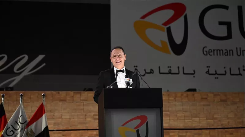 أشرف منصور: التعليم والعلم بوابة إرساء ثقافة السلام.. والجامعة بنت نموذجًا يقوم على الاحترام والحياد وإتاحة الفرص