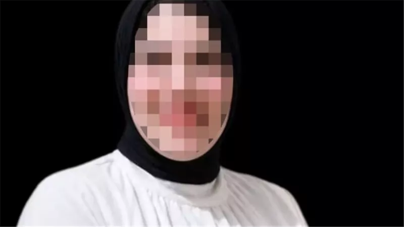 شك بوجود علاقة عاطفية مع محاميها.. مفاجأت جديدة في مقتل سيدة على يد طليقها بالإسكندرية