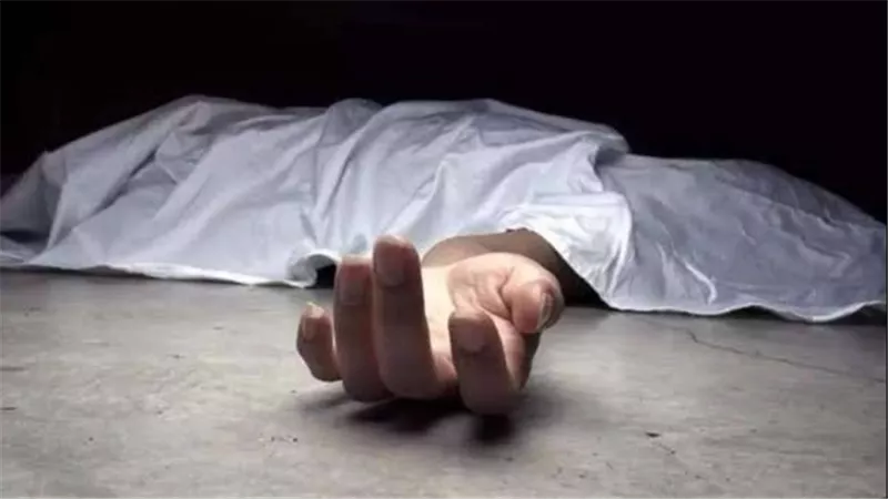 ضبطه أسفل السرير.. قصة مقتل رجل على يد زوج عشيقته في أبو النمرس