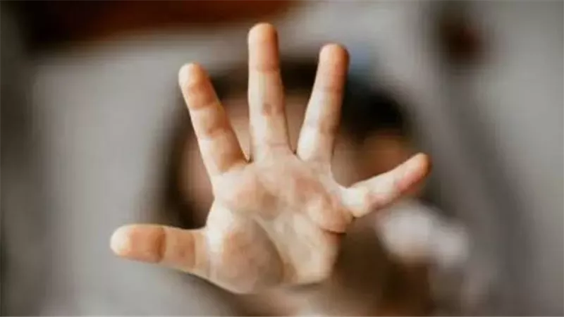 الشك يفسر لصالح المتهم.. تفاصيل براءة صاحب بقالة من تهمة الاعتداء على طفلة بمدينة نصر 