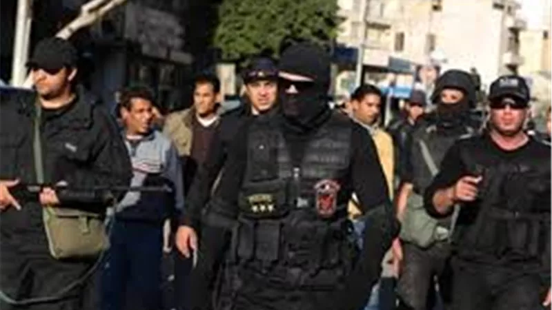 الوزراء: الشرطة مسؤولة عن تنفيذ حظر التجول حتى الآن ..والصحفيين والإعلاميين فئات «استثناء» | فيديو 
