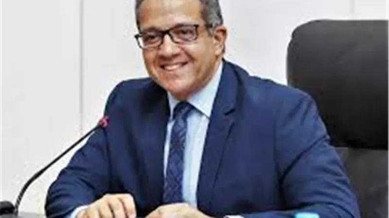 وزير السياحة والآثار: تكبدنا خسائر كبيرة وعقوبات على أي منشأة تسرح العمالة | فيديو