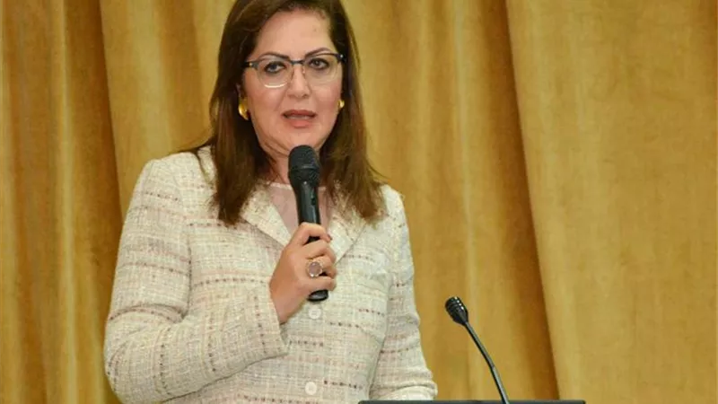 وزيرة التخطيط: لولا الإصلاح الاقتصادى ما استطعنا مواجهة كورونا .. ونتوقع انخفاض معدل النمو إلى 1% | فيديو