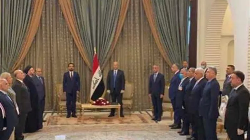رسميا.. تكليف مصطفى الكاظمي بتشكيل الحكومة العراقية | صور