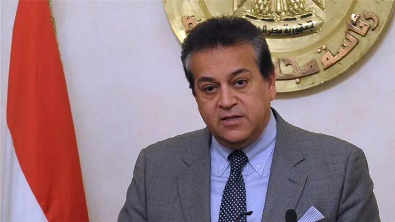 وزير التعليم العالي يكشف مفاجأة كبرى : حصلنا على دواء ياباني يمكنه القضاء على كورونا في 4 أيام