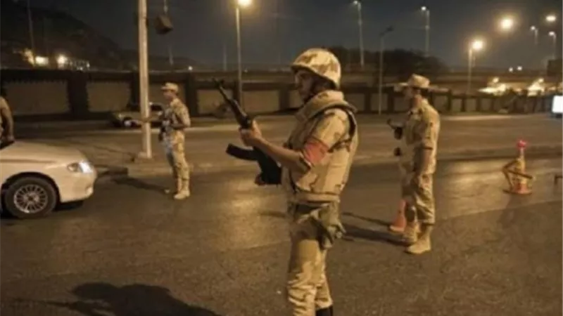 أستاذ طب عيون يطالب باستمرار حظر التجول فى رمضان | فيديو