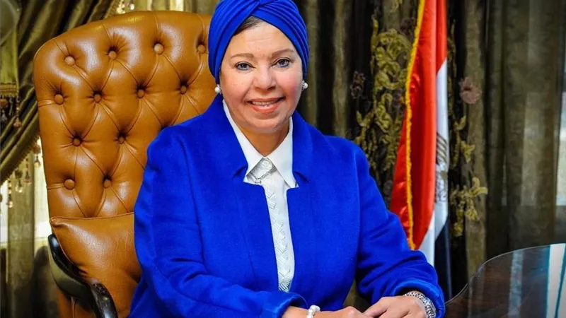 خبيرة التعليم نادية حافظ تعرب عن تقديرها للدولة المصرية وقيادتها وكل المنتمين للحقل التعليمي
