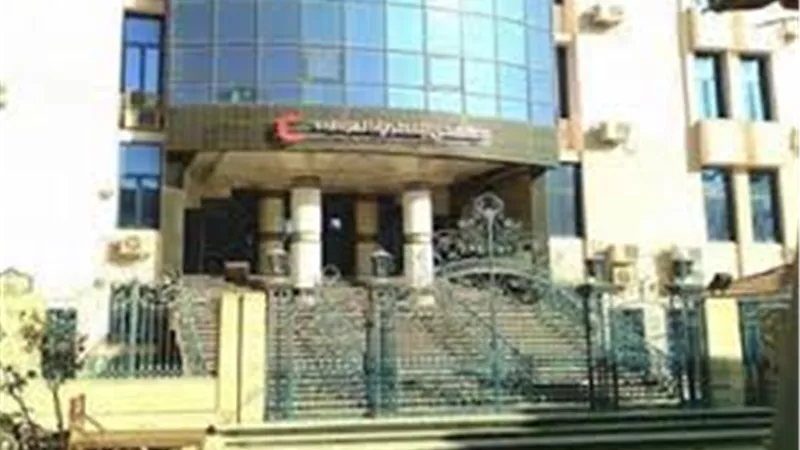 مدير مستشفى المطرية: عزل طبى لـ 10 عاملين بسبب علاقتهم بـ «الزيتون التخصصى» | فيديو