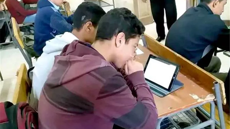 أزمة جديدة تطارد وزارة التعليم في امتحانات الصف الثاني الثانوي
