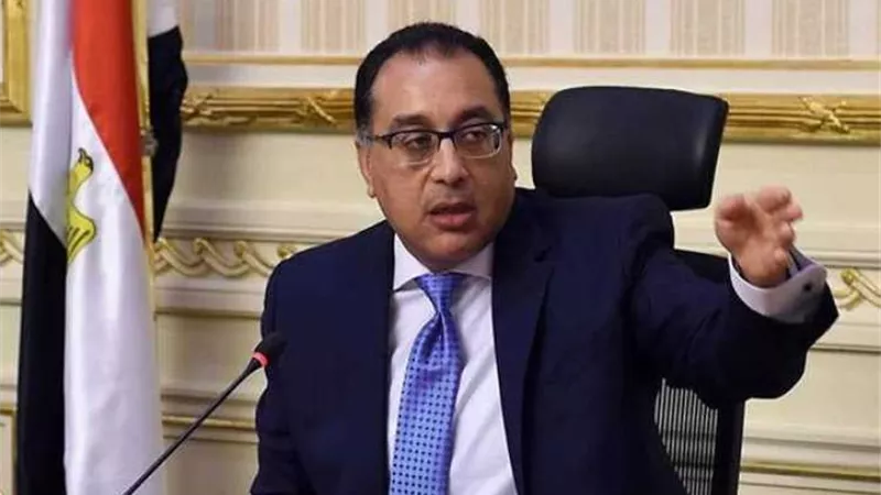 مجلس الوزراء : وقف جميع وسائل النقل العام من اليوم إلى الثلاثاء .. وهذه غرامة المخالفين 