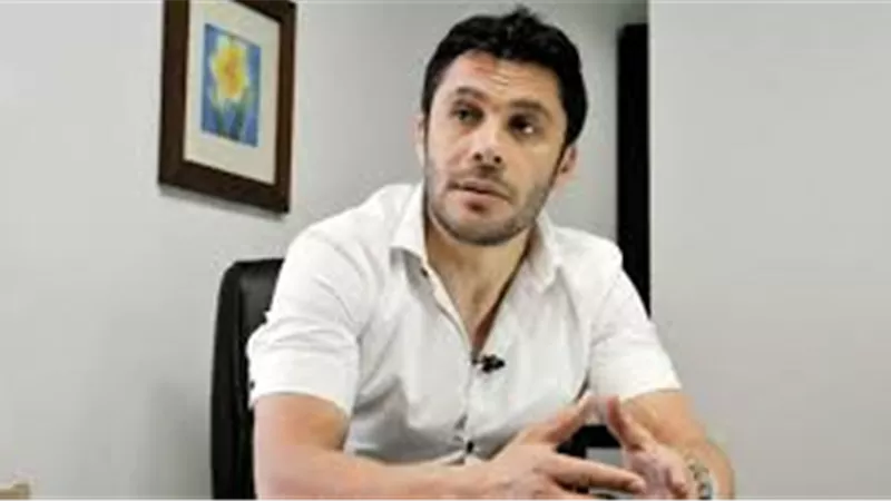 أحمد حسن: هل أصوات المساجد هتسبب تجمعات؟ عايزين نحس بأجواء رمضان | فيديو