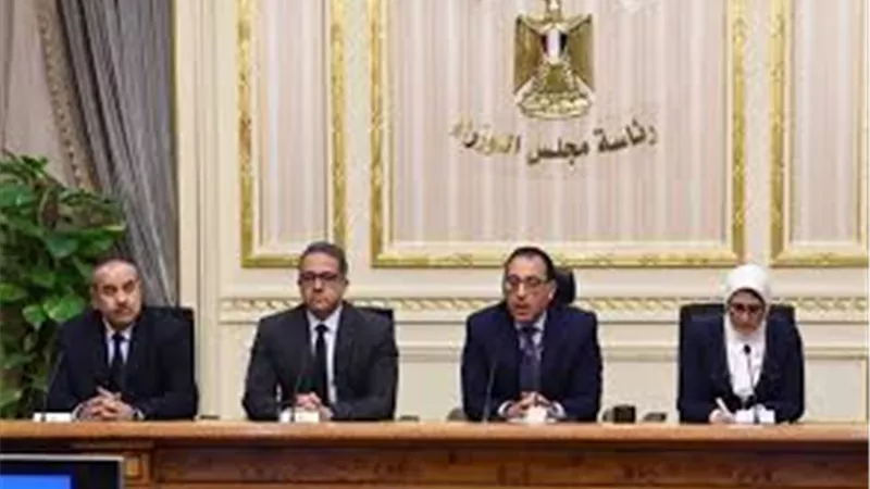 مجلس الوزراء : الإعلان عن اجراءات جديدة لمواجهة كورونا غدا 