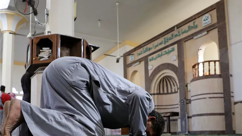 الحقيقة الكاملة عن فتح المساجد بدءا من يوم الجمعة القادم
