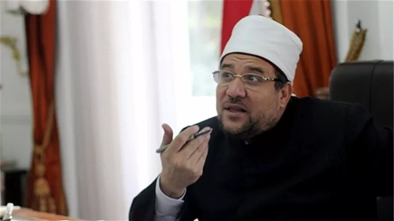 وزير الأوقاف يكشف حقيقة فتح المساجد يوم الجمعة المقبل ويحدد ضوابط تشغيل القرآن