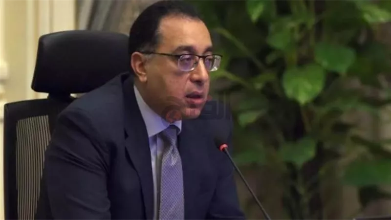 عاجل..  الحكومة تعلن مجموعة إجراءات احترازية يجب اتباعها لحين التوصل لعلاج كورونا 
