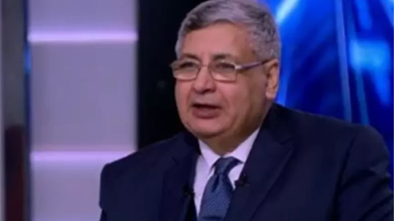 كيف يعالج المصابين بكورونا في مصر ؟  مستشار الرئيس للصحة يجيب