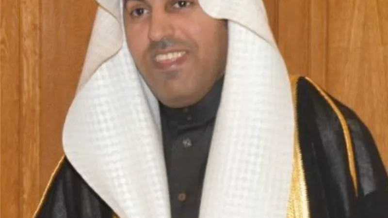 رئيس البرلمان العربي يرحب بتشكيل الحكومة العراقية برئاسة الكاظمي