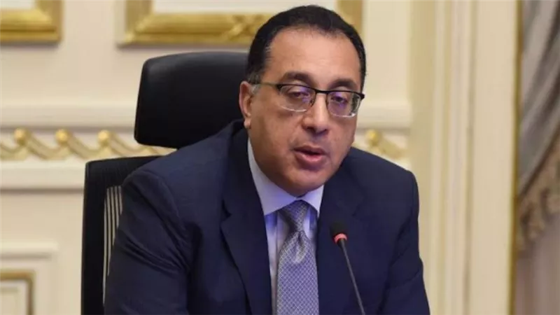 الحكومة : رفع الحظر في عيد الفطر متوقف على هذا الشرط