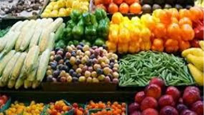 أسعار الخضار والفاكهة بسوق العبور اليوم الأحد 10 مايو 2020