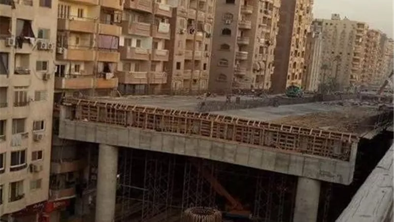 بعدما هزت السوشيال ميديا .. أول تحرك برلماني لحل أزمة محور الملك عبدالله بترعة الزمر | صور