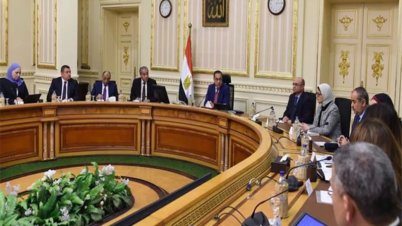 مجلس الوزراء: إجازة 5 أيام للعاملين في القطاع الحكومي بمناسبة عيد الفطر 